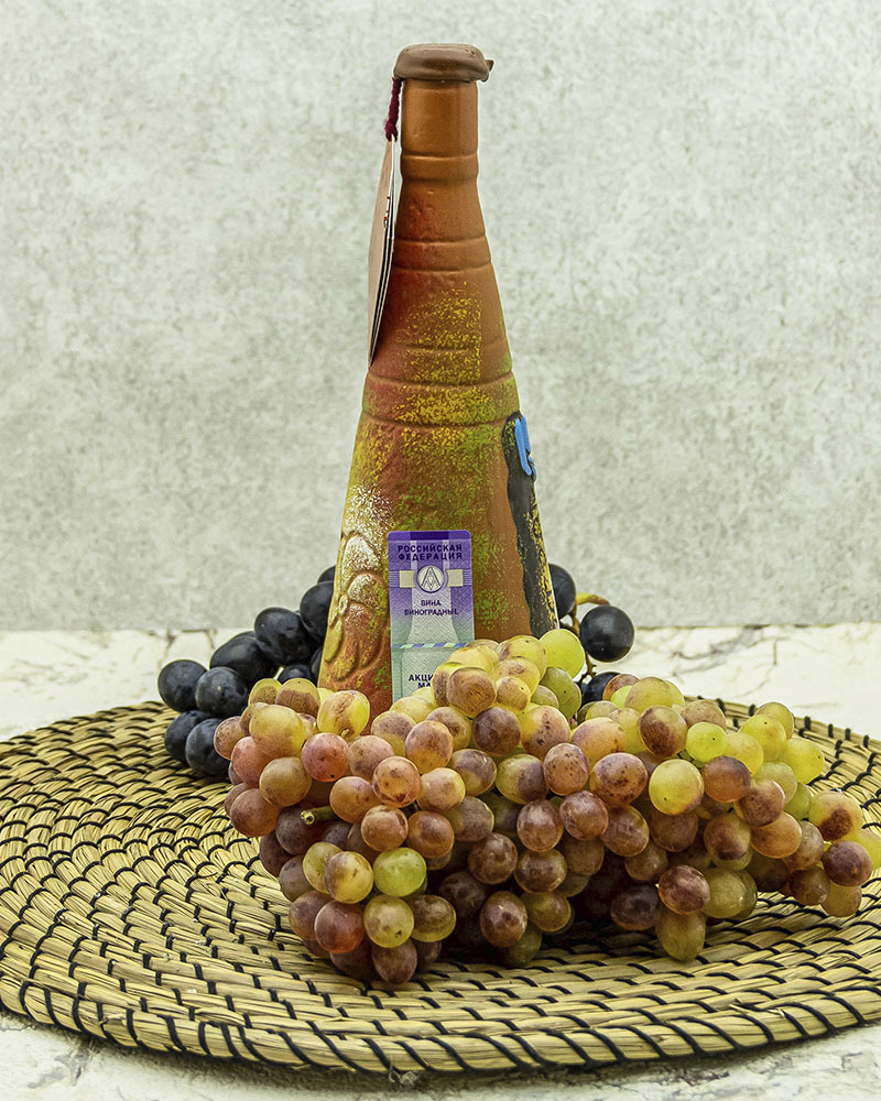 Вино Maran Winery Арени Марани Красное Сухое в Кувшине 2017 г.у. 14% 0,5 л
