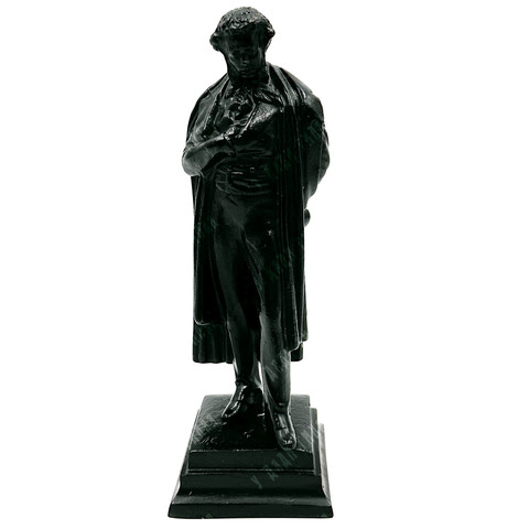 Чугунная статуэтка А. С. Пушкина. Чугун, литьё. Касли, СССР, 1976 г.