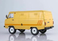 UAZ-3741 van 4x4 1990 Start Scale Models (SSM) 1:18