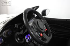 MERCEDES BENZ F999FF с дистанционным управлением (двухместный).