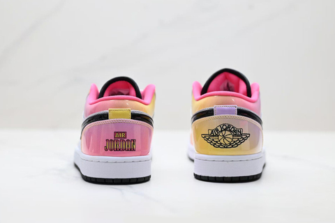Air Jordan 1 Low 'Lola Bunny' 