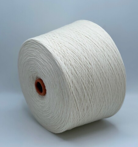 New Mill (пр.Италия), art.Virginia 20, 590м(смотка в 3 нити)/100гр. 20% ангора, 60% меринос, 20% полиамид, цвет-Молочный, арт.20956