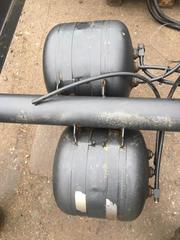 Воздушный ресивер/балон МАН/MAN 20L (81514016029)  OEM MAN - 81514016029; 81514010238  Ресивер МАН ТГЛ 20 литров, бу с хомутами, в наличии!     Разборка МАН/MAN     Разбираем грузовики МАН, разбираемые нами авто все из Европы, б/у  запчасти в отличном состоянии. Наш товар уже был в употреблении, но это не означает, что  он низкого качества. Каждый из наших сотрудников имеет многолетний опыт работы с  подобными автомобилями. Подбор запчастей по VIN-номеру автомобиля, отправка по всей  России, гарантия на запчасти!   Помимо б/у запчастей МАН, вы так же можете приобрести у нас высококачественный аналог  Европейских, Турецких и Китайских производителей.  Новые запчасти на МАН