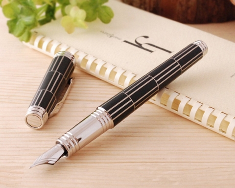 Ручка перьевая Parker Premier Luxury F565, Black CT, F (1876380)