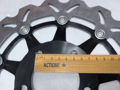 Диск тормозной передний лепестковый на Suzuki GSX 750 1997-2003 / VZ MARAUDER 800 1996-2004