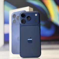iPhone 17 Pro Max, 256 ГБ, eSIM, б/у