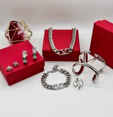 kolco-shirokoe-valentino-iz-latuni-v-pozolote-lux