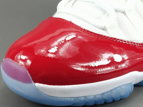 Air Jordan 11 'Cherry' 