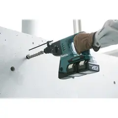 Аккумуляторный перфоратор Makita DHR263RT2
