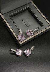 4955 - Серьги из серебра с квадратными, цирконами в бриллиантовой огранке