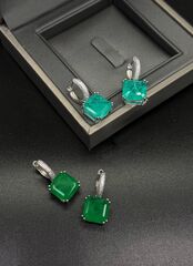 4955 - Серьги из серебра с квадратными, цирконами в бриллиантовой огранке