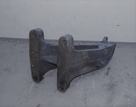 Кронштейн двигателя МАН ТГА/ТГС D2866 б/у 81415060194