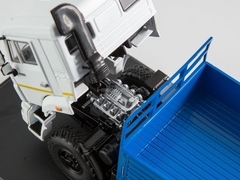 KAMAZ-43118 6x6 flatbed truck blue 1:43 Start Scale Models (SSM)