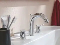 Смеситель для раковины Grohe Bau Classic 20470000