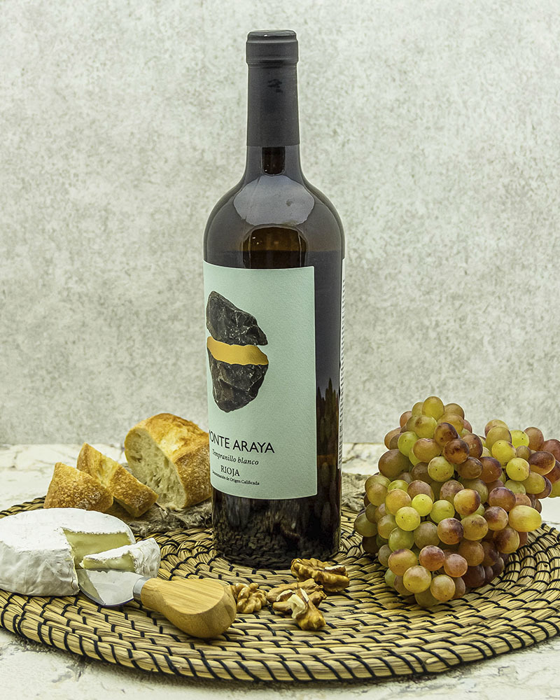 Вино Bodegas Del Medievo Монте Арайя Темпранильо Белое сухое 2018 г.у. 12,5% 0,75 л, Испания