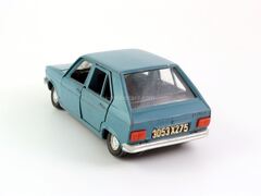 Peugeot 104 USSR remake Bburago 1:24