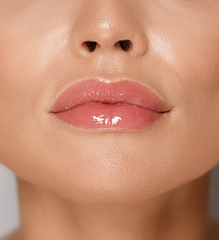 LuxVisage Блеск-плампер для губ  LIP volumizer hot vanilla, тон 305 Rosewood,Unicorn 2.9г