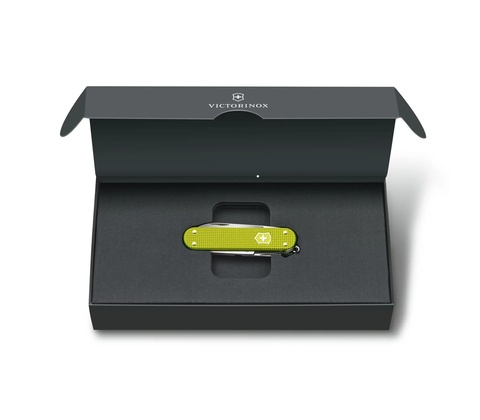 Нож-брелок Victorinox Classic Alox LE 2023, 58 mm, Electric Yellow (0.6221.L23)