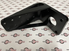 Кронштейн крыла 4CX (правый, уголок) | 123/02953 | Spare Parts