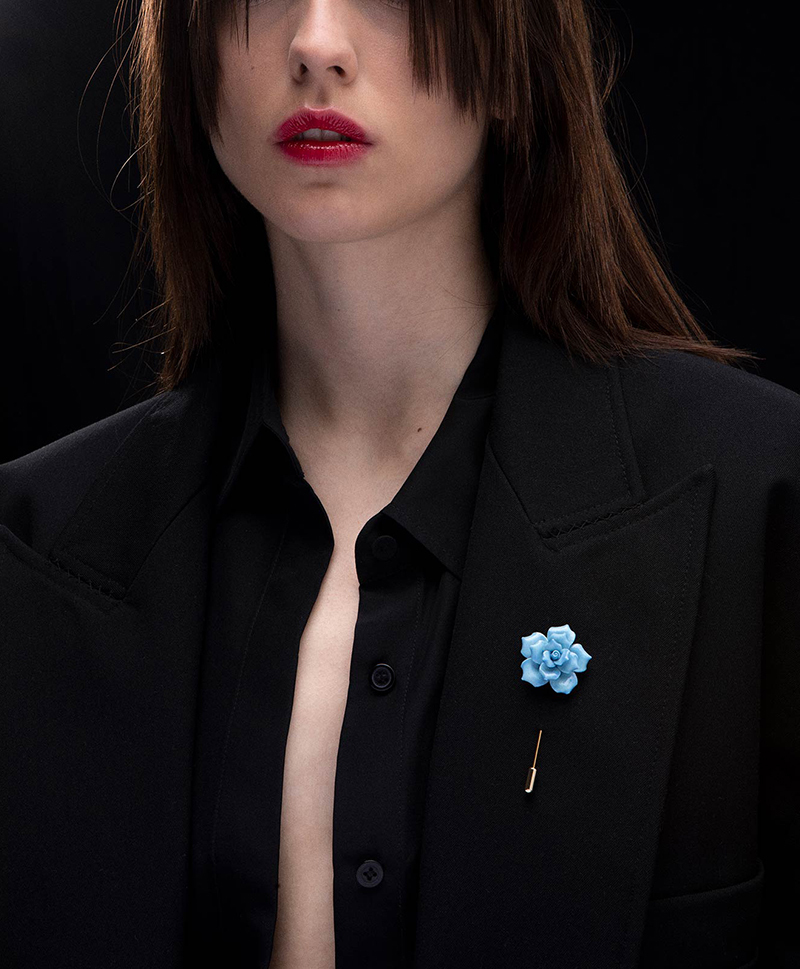 Брошь ROSE BLUE