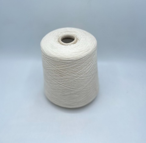 Millefili (пр.Италия),art-Cashfive 1/15 1500м/100 гр.30%Шерсть, 30% Вискоза, 35%Полиамид, 5%Кашемир, цвет-Молочный(6/466),арт-33067