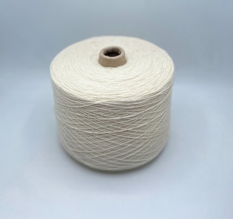 Knoll (пр.Англия),art-Supersoft 11.5/2 575м/100гр, 100%шерсть, цвет-Молочный(104/194), арт-32788
