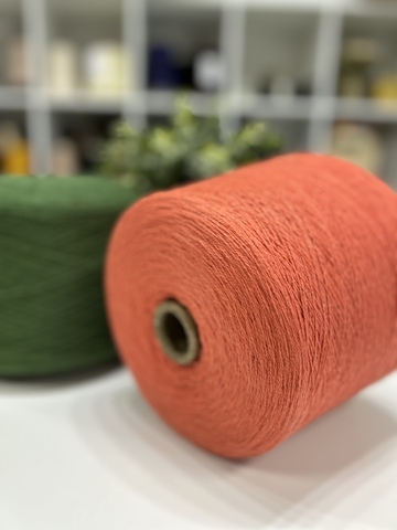 Кашемир 95% с шерстью 5% NEW MILL GREEN CASHMERE 700 коралловый