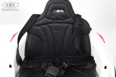 BMW M4 A004AA (ЛИЦЕНЗИОННАЯ МОДЕЛЬ) с дистанционным управлением