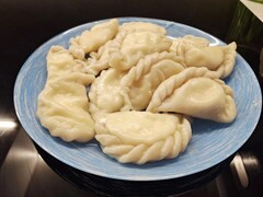 Вареники с сыром сулугуни 0,5кг Домашняя кухня