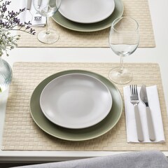 Набор тарелок IKEA FARGKLAR (ФЭРГКЛАР), Матовый светло-серый, 20 см, 4 шт