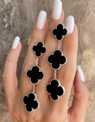 sergi-trendy-iz-serebra-925-proby-klever-3-motiva-c-chernym-agatom