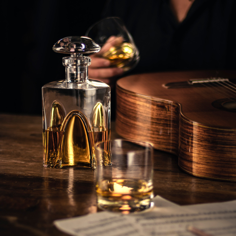 Набор для виски золото Gentleman штоф 750 мл 2 стакана 400 мл EISCH арт. 180450