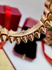 Кольцо CLASH в стиле CARTIER с шипам и черными агатами