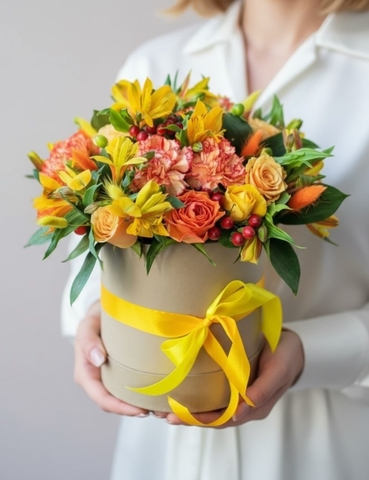Цветы в коробке Мандариновый фреш