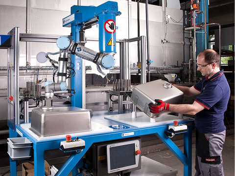 Робот Universal Robots UR