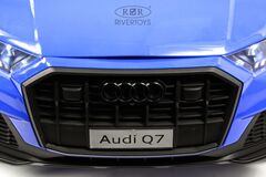 AUDI Q7 HL678 (ЛИЦЕНЗИОННАЯ МОДЕЛЬ)