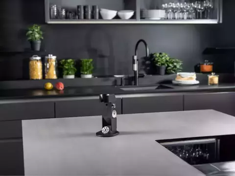 Подставка под блендер Bamix 3004.001 Black