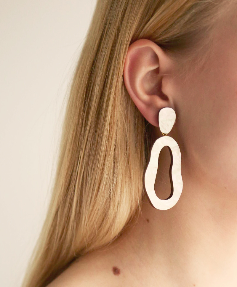 Серьги-Lake-Earrings-Mother-of-Pearl