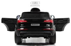 AUDI Q7 HL678 (ЛИЦЕНЗИОННАЯ МОДЕЛЬ)