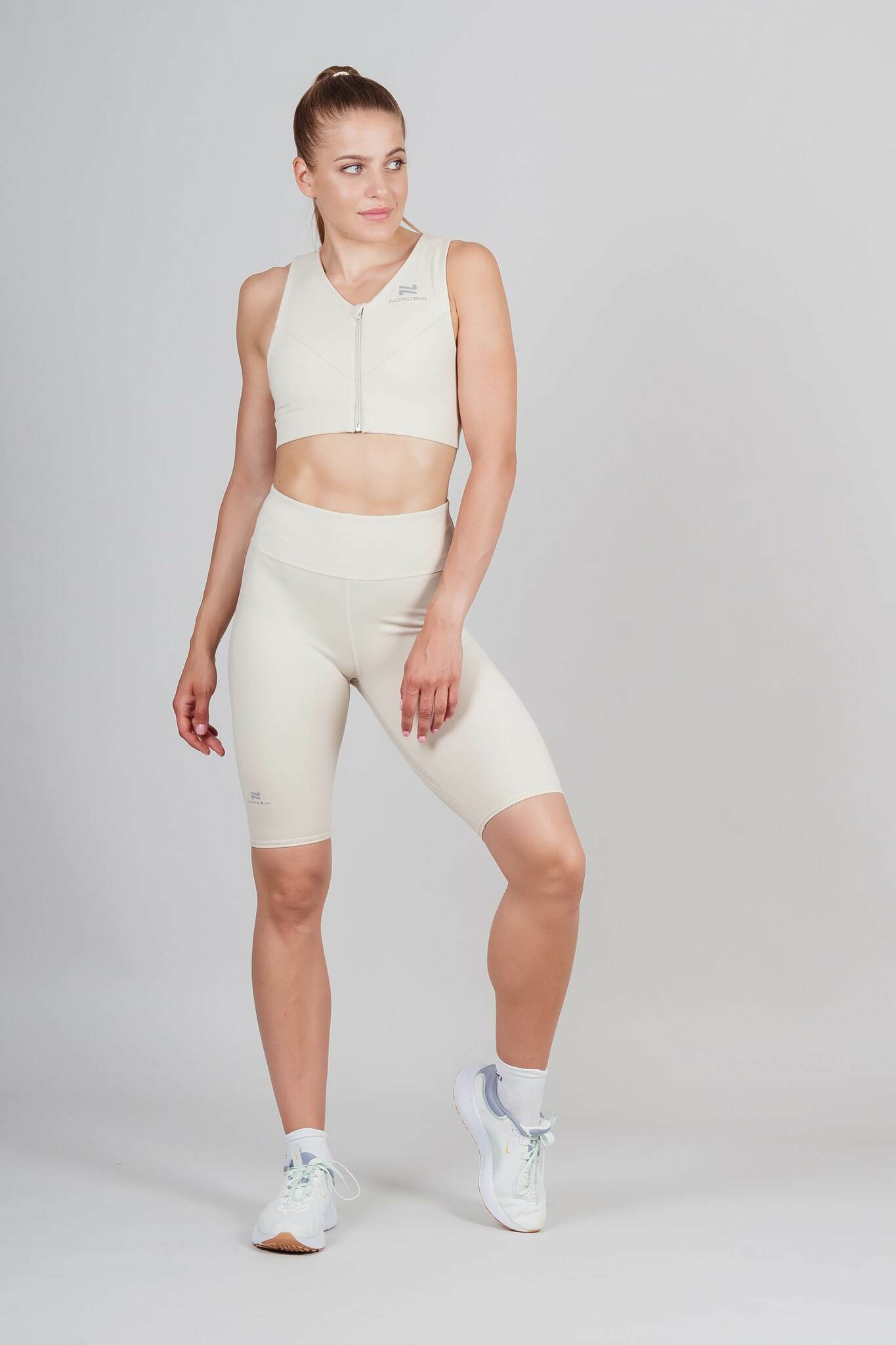 Женский спортивный топ-бра Nordski Training Zip beige - 12