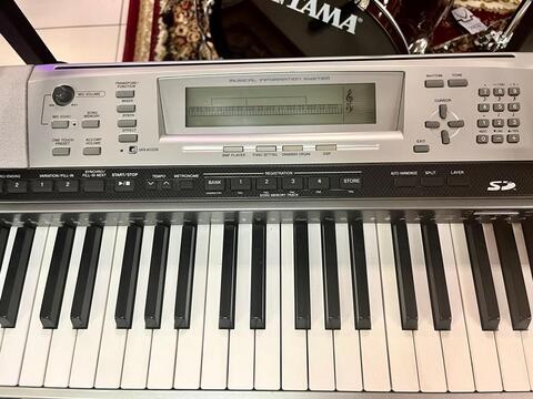 CASIO PX 410