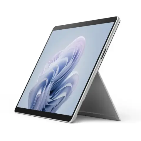 Microsoft Surface Pro 10 (Intel Core Ultra 7 165U, 32GB RAM, 256GB SSD, Wi-Fi)