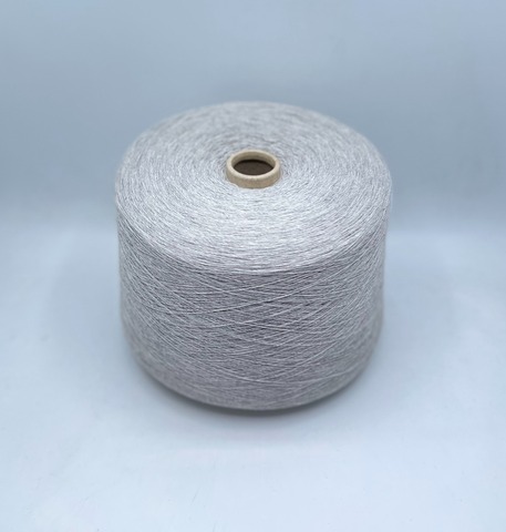 New Mill (пр.Италия),art- Velox 1450м/100гр,40% меринос, 10% кашемир, 25% вискоза, 25% полиамид. цвет- Светло-серый(671/329), арт.31966