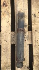 Амортизатор МАН ТГМ на заднюю подвеску    Оригинальные номера MAN - 81437026030; 85437016035