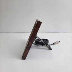 ТВ АНТЕННА КОМНАТНАЯ ЦИФРОВАЯ АКТИВНАЯ НАПРАВЛЕННАЯ ТРИАДА-3306/antenna.ru