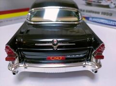 GAZ-13 Chaika Saloon 1959 black Toyways 1:18