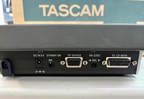 TASCAM RC-900