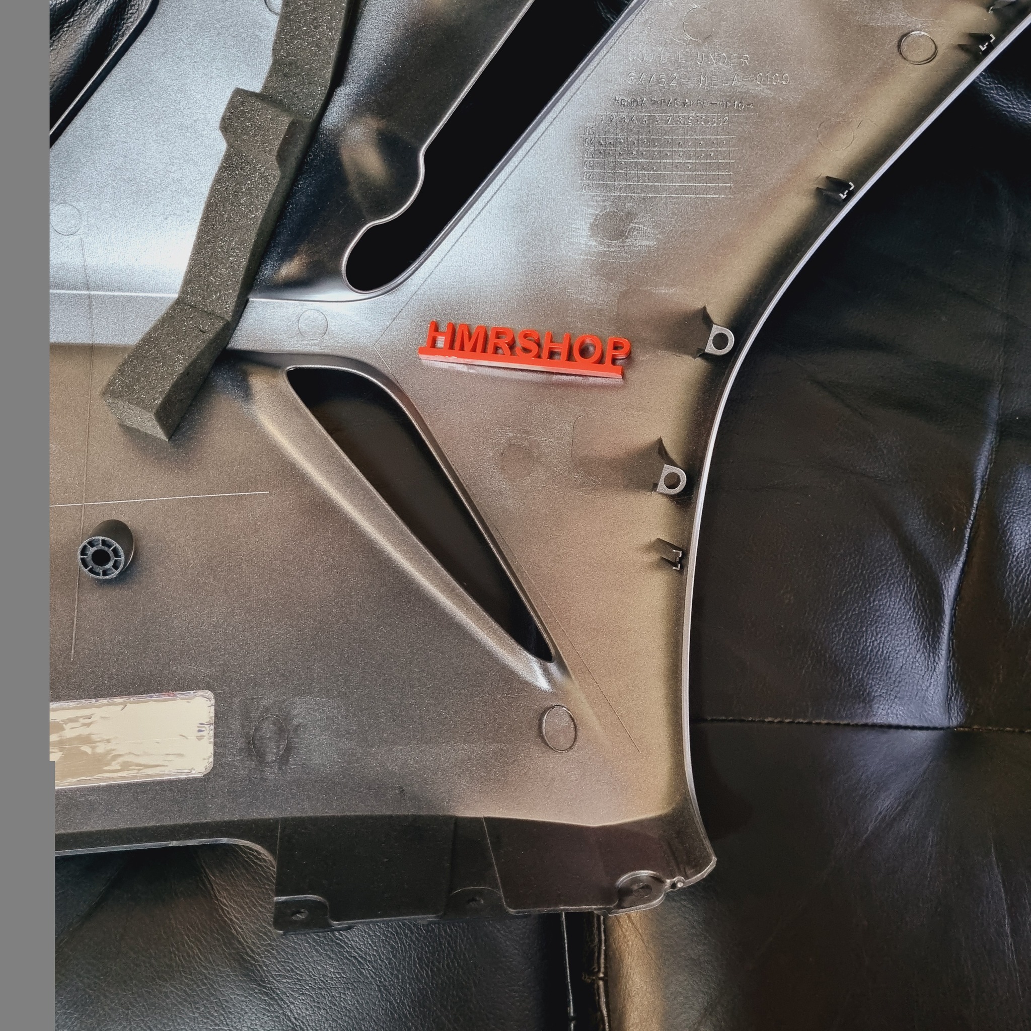 Honda Пластик боковой, нижний (плуг) CBR 600 RR 64450-MEL-D00ZB