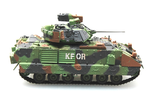 Модель БМП Армия США M2 & M2A2 Bradley масштаб 1:72