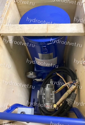 Фото DRBZ1-P120Z - Станция смазки электрическая для двухлинейных систем, рабочее давление до 400 бар, подача 120 мл/мин, мощность двигателя 0,37 кВт, объем бака 30 литров; тип станции - Станция на тележке одиночная